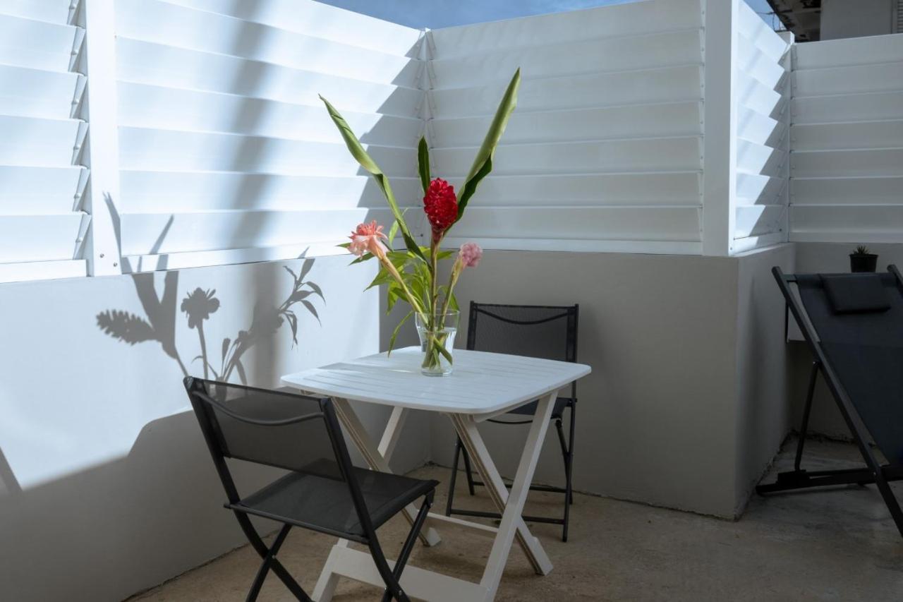 Ilet Emeraude Le Gosier  Extérieur photo